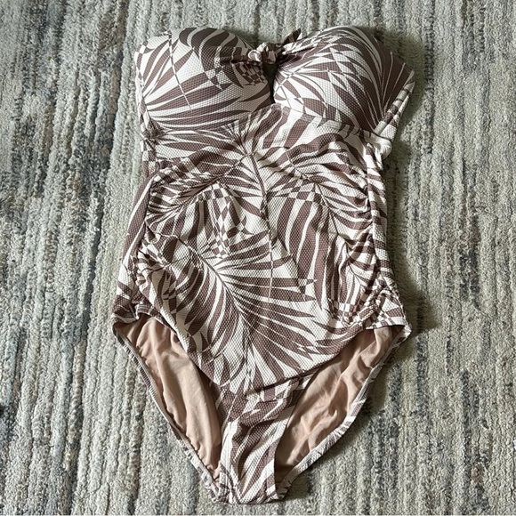 Other - Elegant Brown Patterned Women's One Piece Swimsuit